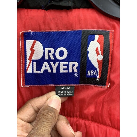 Vintage 90s NBA Chicago Bulls Pro Player Puffer Jacket NBA Full Zip Size M rare - Picture 4 of 16